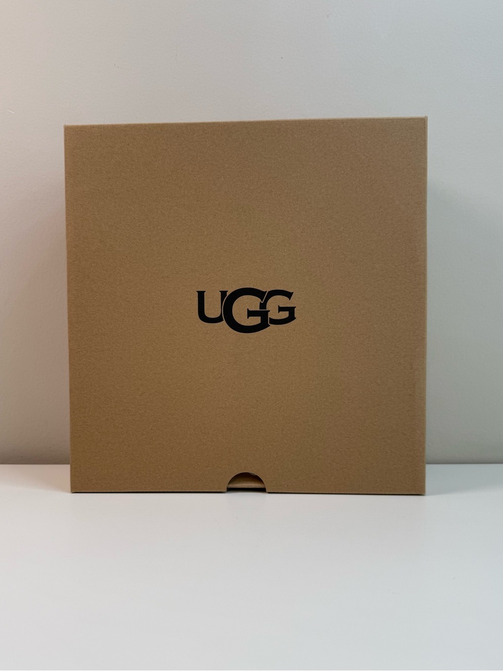 UGG Empty Shoe Box Packaging Storage Box Tissue Paper Inserts